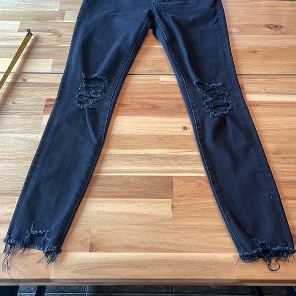American Eagle High Rise Jegging Distressed Black size 2 - Picture 10 of 10